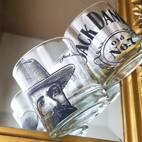 ❗Jack Daniels Whiskey Old No.7 Limited Edition Western Face Glass Cup Set (8oz)
